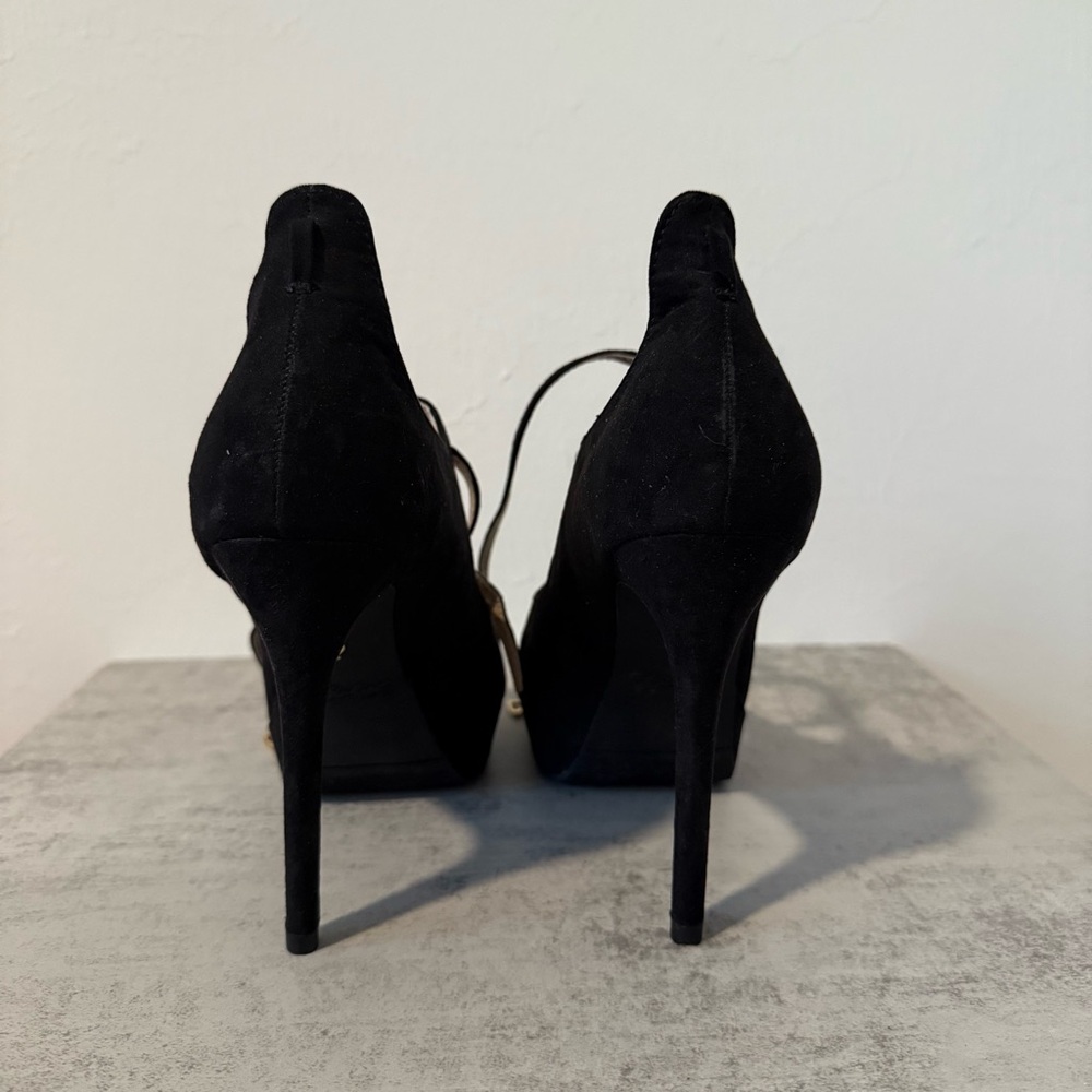 Black Heels Size 6.5 - Picture 3 of 6